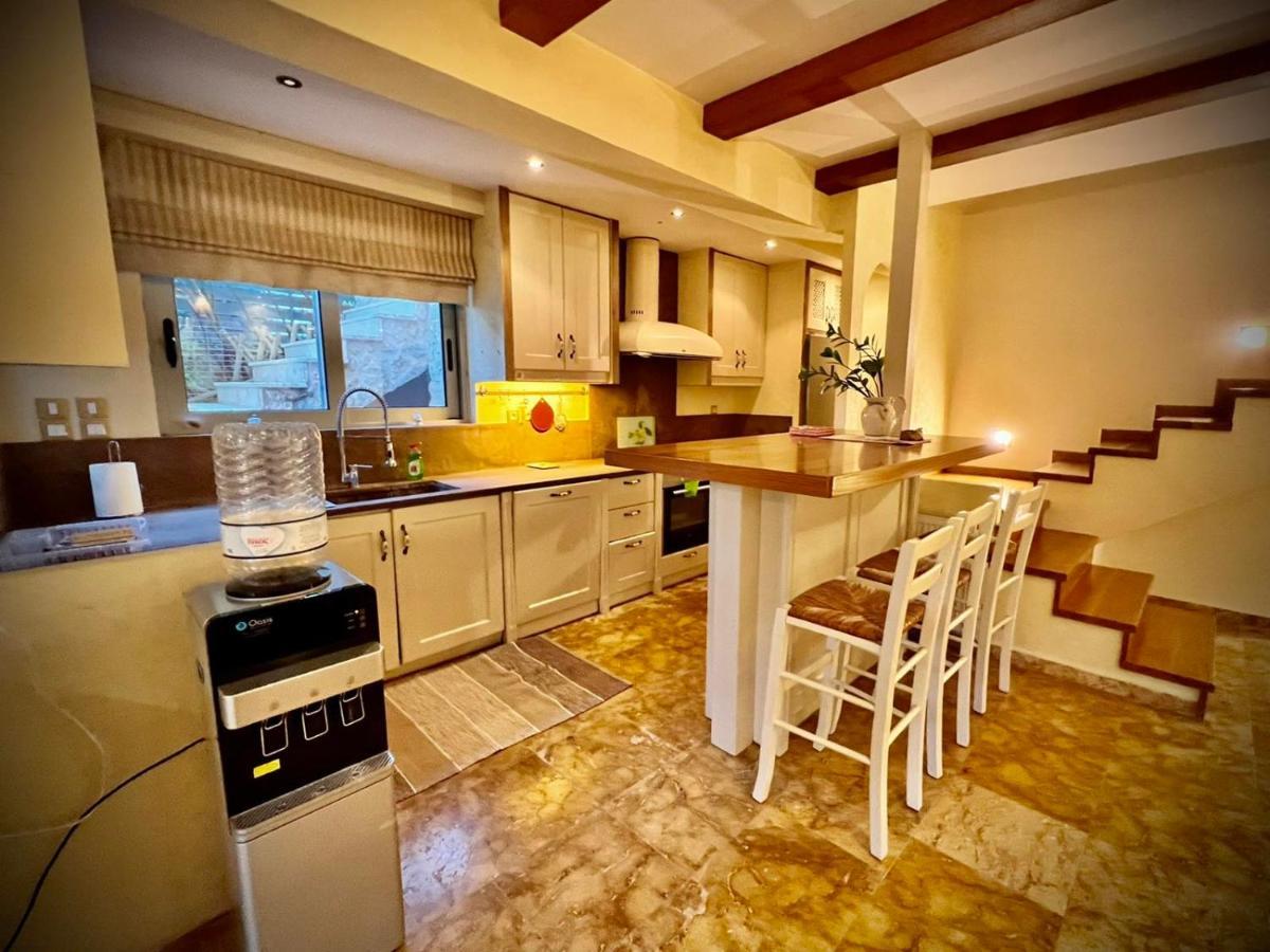 Ένας Ευχάριστος Χώρος Με Πισίνα Villa Porto Rafti Ngoại thất bức ảnh