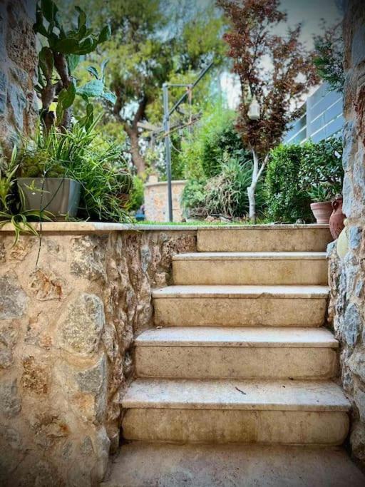 Ένας Ευχάριστος Χώρος Με Πισίνα Villa Porto Rafti Ngoại thất bức ảnh